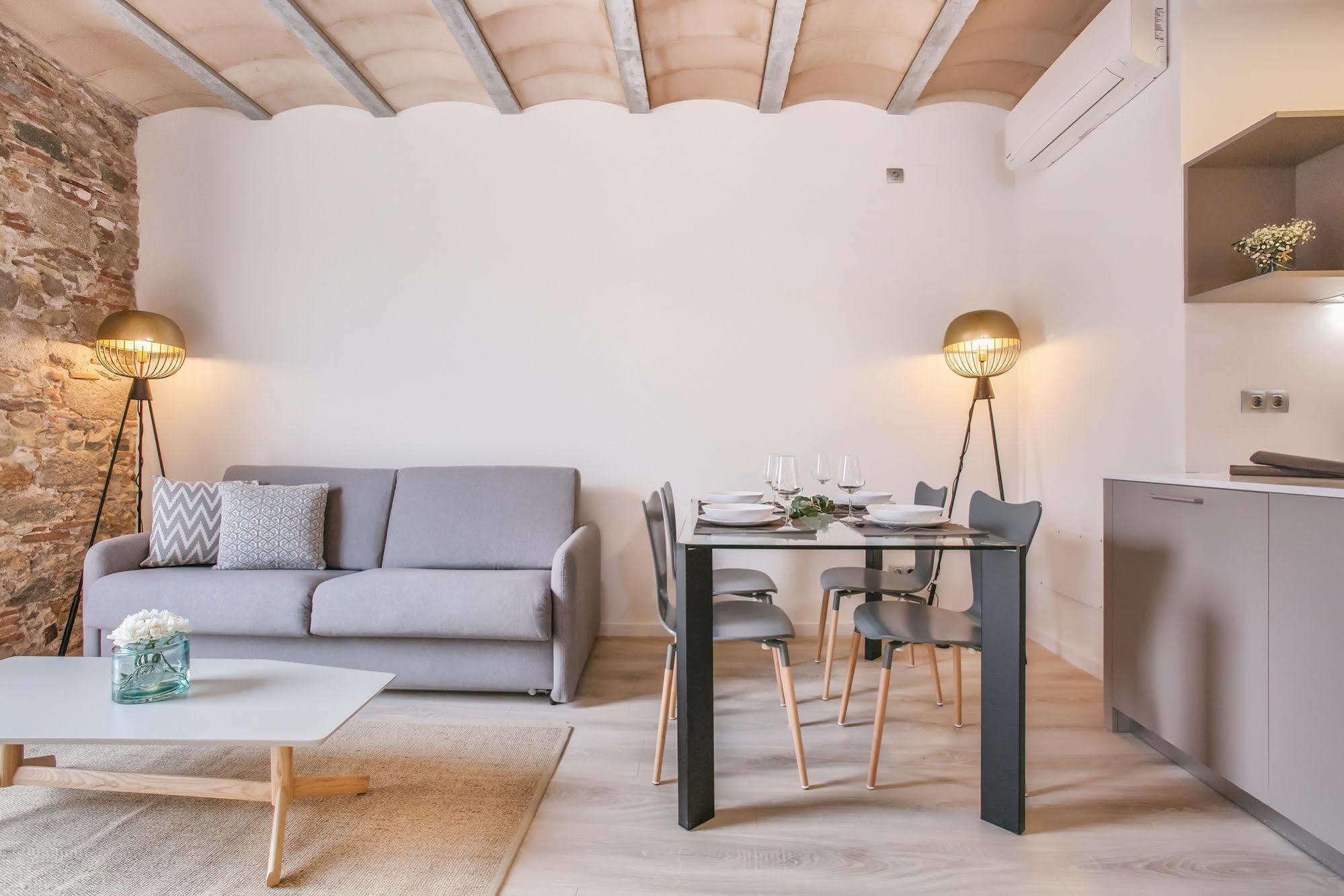 Apartament Flateli - Placa Catalunya 22